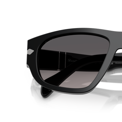 Persol PO0050S con Montatura Nero e Lenti Grigio – Immagine variante