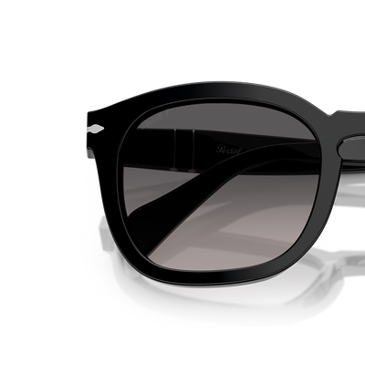 Persol PO0082S avec Monture Noir et Verres Gris – Image variante