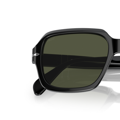Persol PO0581S con Montatura Nero e Lenti Verde – Immagine variante