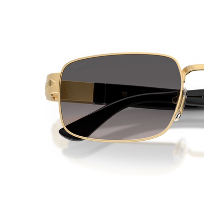 Persol PO1022S avec Monture Or et Verres Gris – Image variante