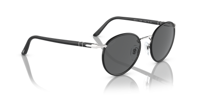 Persol PO2422SJ avec Monture Argent Noir mat et Verres Gris - Image 3