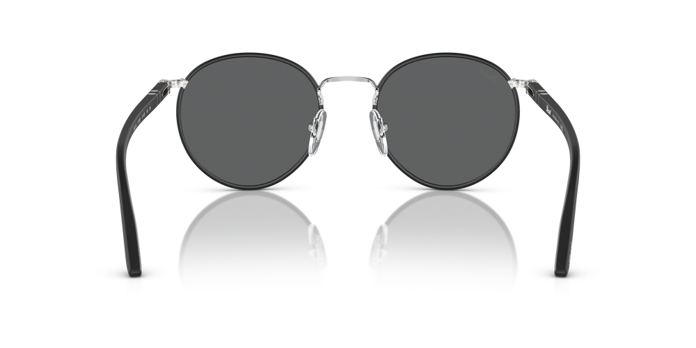 Persol PO2422SJ avec Monture Argent Noir mat et Verres Gris - Image 5