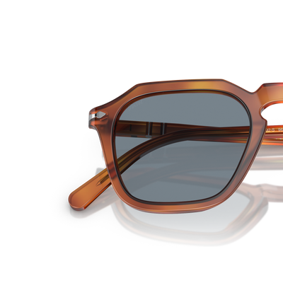 Persol PO3292S mit Terra Di Siena Gestell und Blau Gläsern – Variantenbild