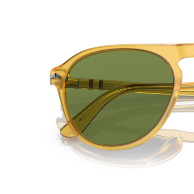 Persol PO3302S with Miele Frame and Green Lenses – Variant Image