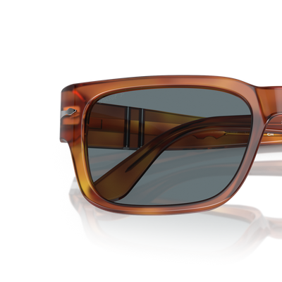 Persol PO3315S con Montatura Terra di Siena e Lenti Blu – Immagine variante