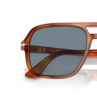 Persol PO3328S con Montatura Terra di Siena e Lenti Blu – Immagine variante