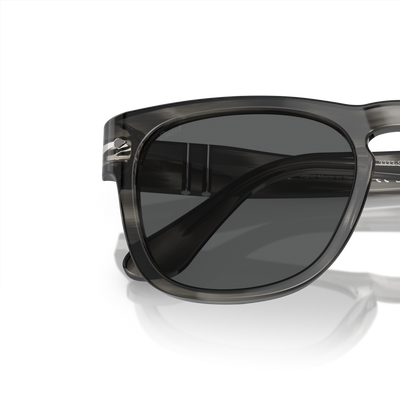 Persol PO3333S - Elio com armação Cinzento Listrado e lentes Cinzento – Versão da imagem