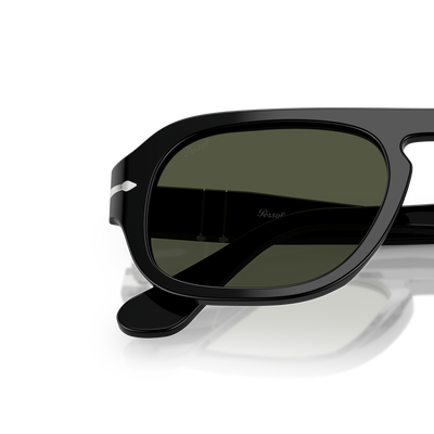 Persol PO3369S con Montatura Nero e Lenti Verde – Immagine variante