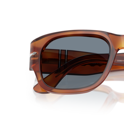 Persol PO3380S con Montatura Terra di Siena e Lenti Blu – Immagine variante