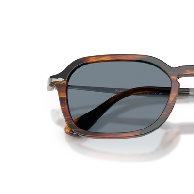 Persol PO3381S con Montatura Striped Black &amp; Brown e Lenti Blu – Immagine variante