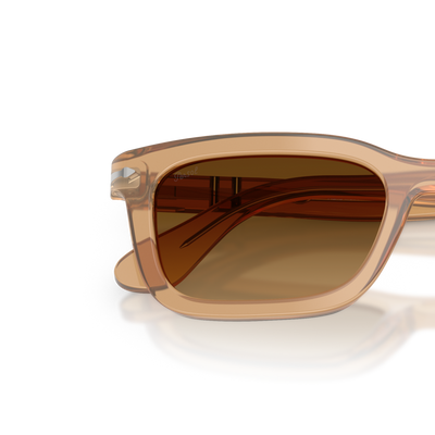 Persol PO3396S con Montatura Beige opalino e Lenti Marrone – Immagine variante