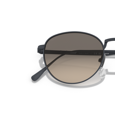 Persol PO5002ST con Montura Azul Marino Cepillado y Lentes Gris – Imagen de variante