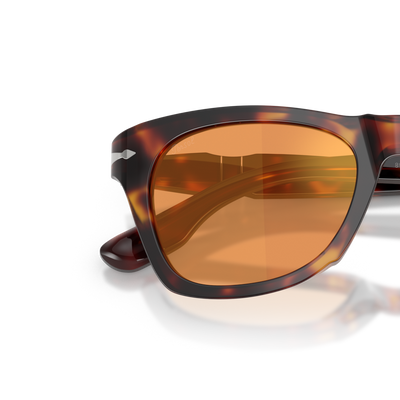 Persol PO8001S con Montura Habana y Lentes Naranja – Imagen de variante